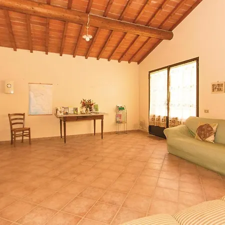 Casale Del Borgo 6 Querce (Lucca)