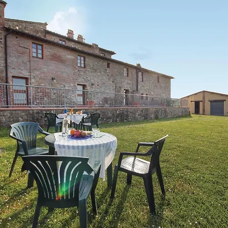 Apartment Casale Del Borgo 6 *